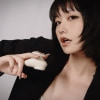 ZALO DEYA Vibrator Purtabil cu Telecomandă și Suctiune Ivory Alb Thumb 11