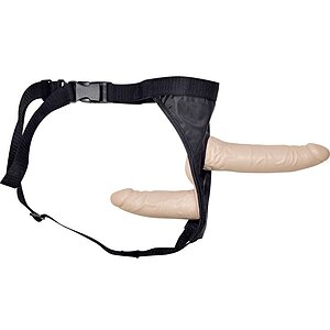 Double Strap-on Double Strap-on pe Domnisoare.ro