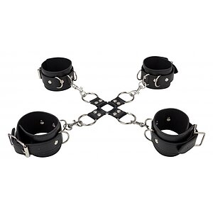 Leather Hand And Legcuffs Negru Leather Hand And Legcuffs Negru pe Domnisoare.ro