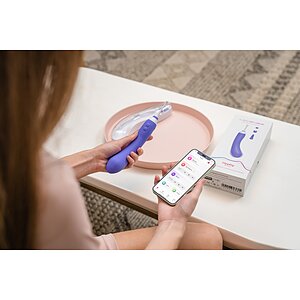Lovense Hyphy Dual-End Vibrator Mov