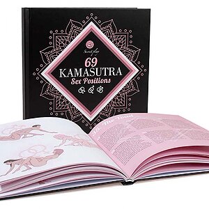 Secret Play KamaSutra – 69 Poziții Ilustrate Pentru cuplu Secret Play KamaSutra – 69 Poziții Ilustrate Pentru cuplu pe Domnisoare.ro