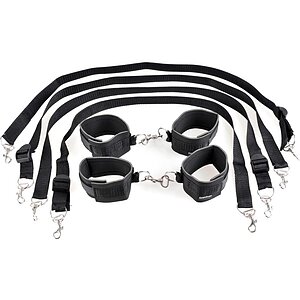 Set Cuff And Tether Negru pe Domnisoare.ro