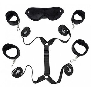 Set Soft Bondage Under the Mattress Soft Restraint Negru Set Soft Bondage Under the Mattress Soft Restraint Negru pe Domnisoare.ro